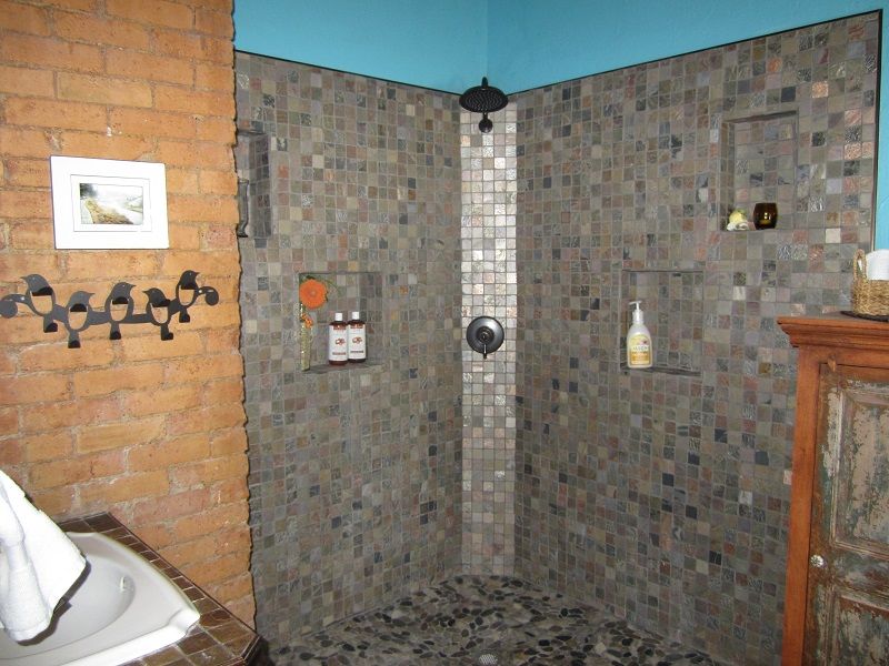 FlatIron Historic Sandstone Inn: 745 N River St, Hot Springs, SD 57747